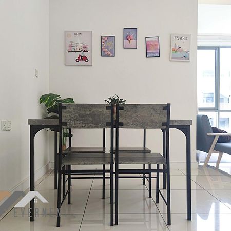 Marina Times Square Homestay By Evernent Miri Ngoại thất bức ảnh