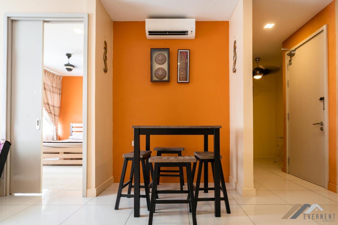 Marina Times Square Homestay By Evernent Miri Ngoại thất bức ảnh