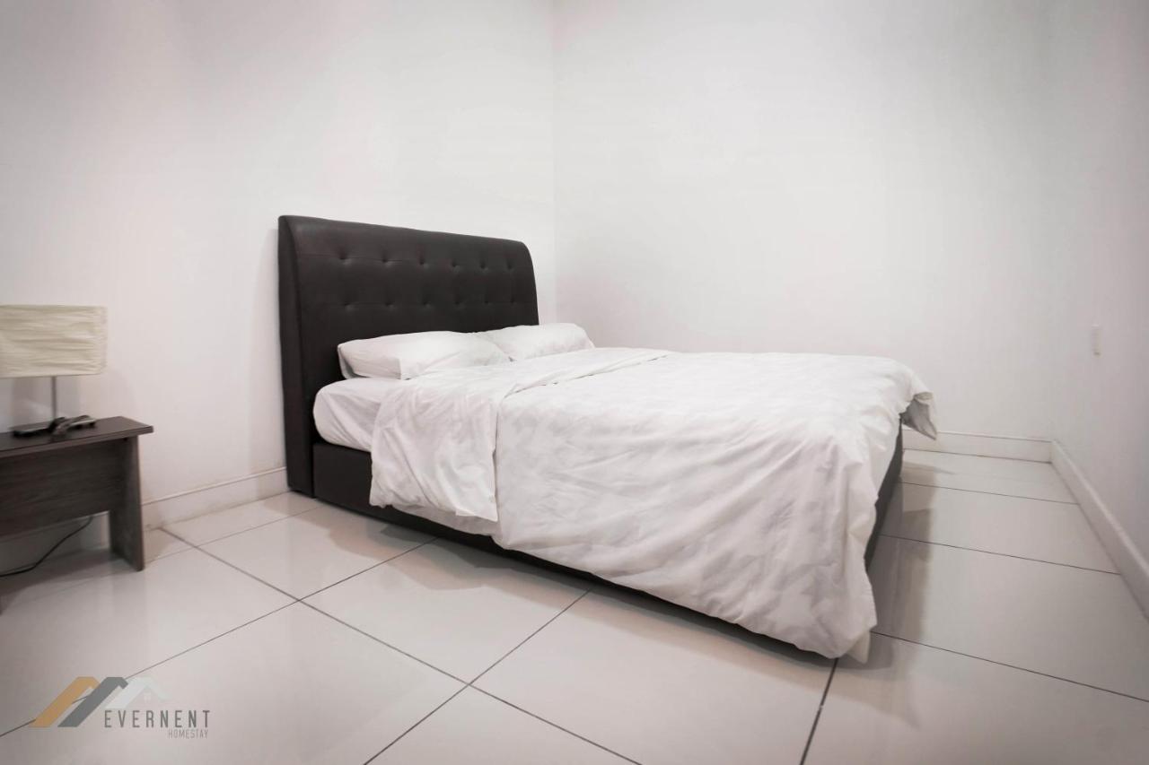 Marina Times Square Homestay By Evernent Miri Ngoại thất bức ảnh
