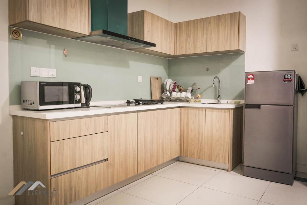 Marina Times Square Homestay By Evernent Miri Ngoại thất bức ảnh