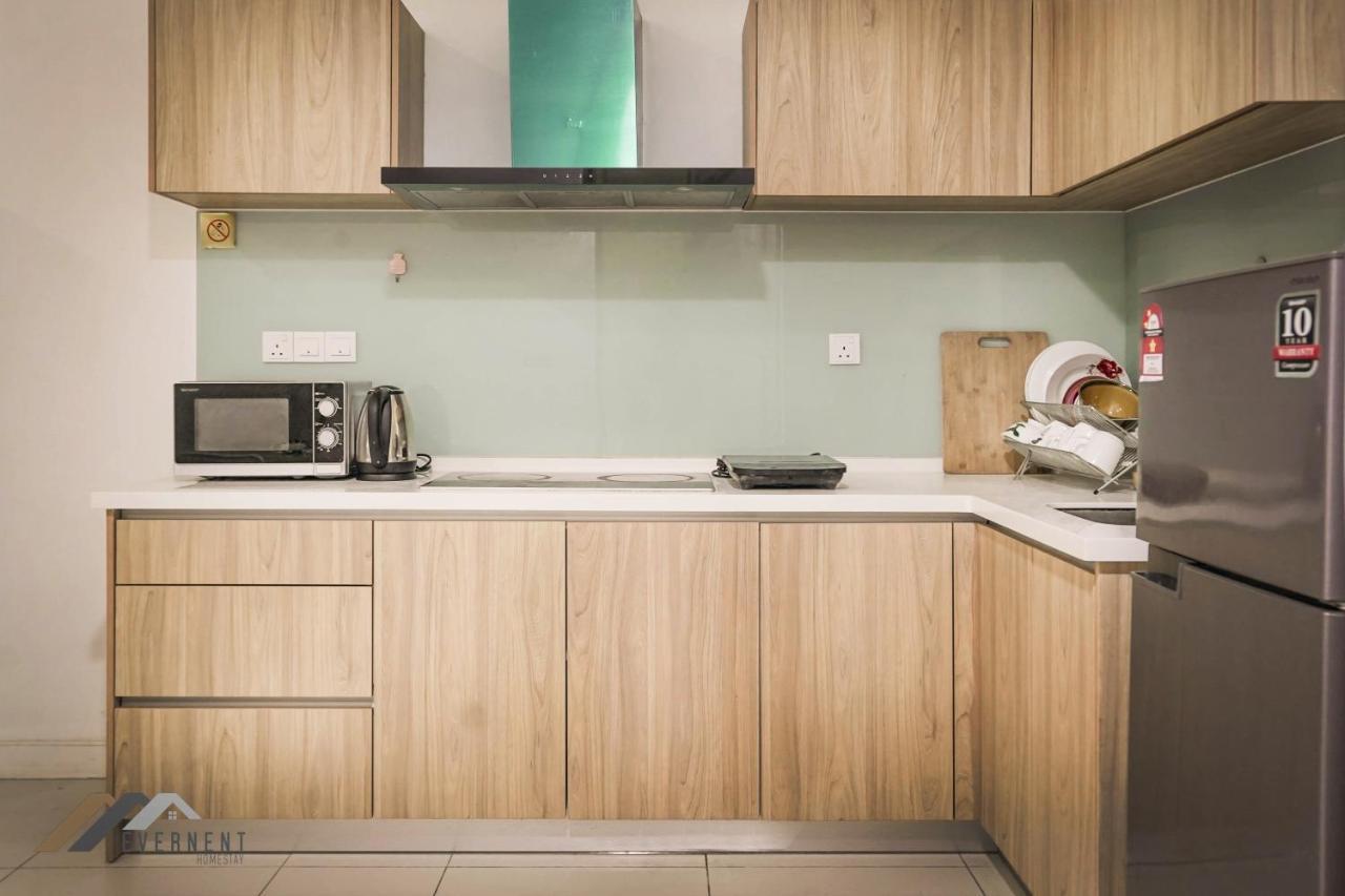 Marina Times Square Homestay By Evernent Miri Ngoại thất bức ảnh