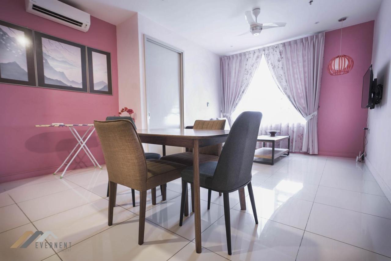 Marina Times Square Homestay By Evernent Miri Ngoại thất bức ảnh