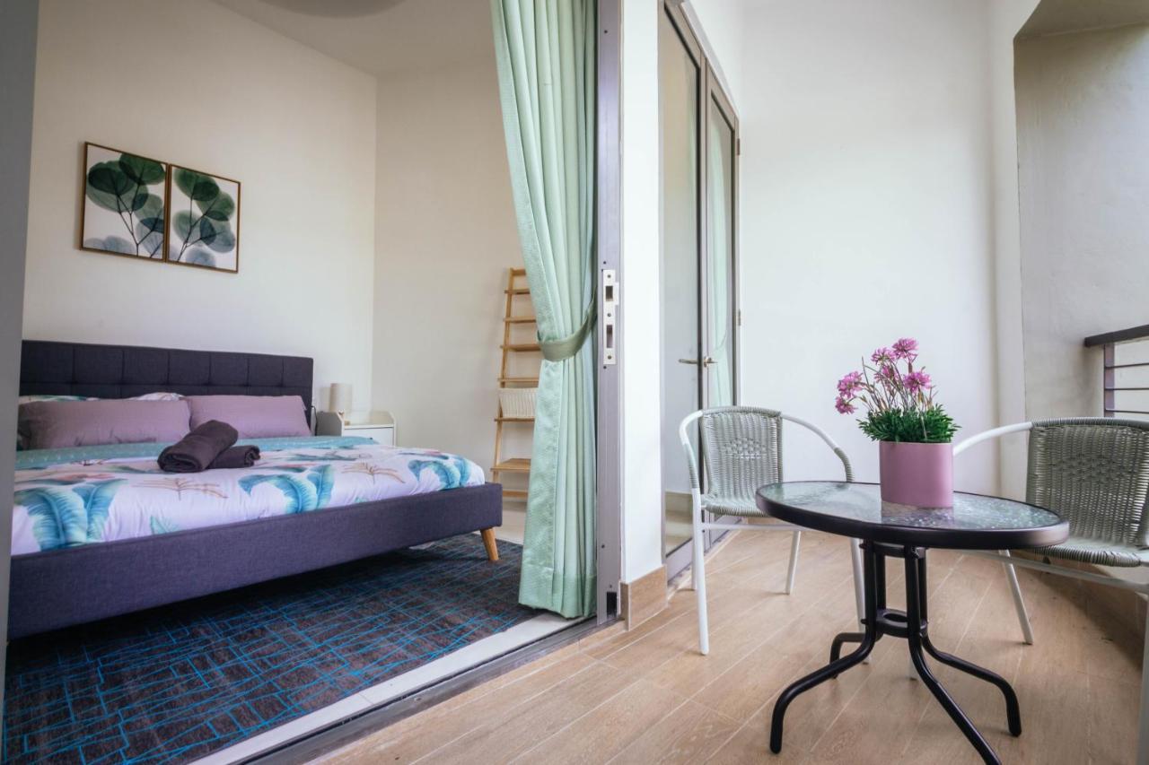 Marina Times Square Homestay By Evernent Miri Ngoại thất bức ảnh