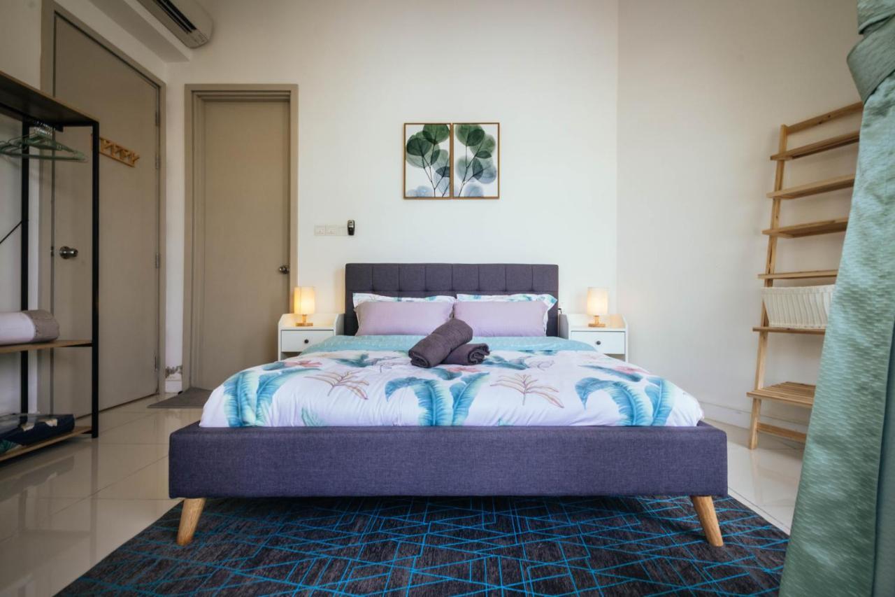 Marina Times Square Homestay By Evernent Miri Ngoại thất bức ảnh